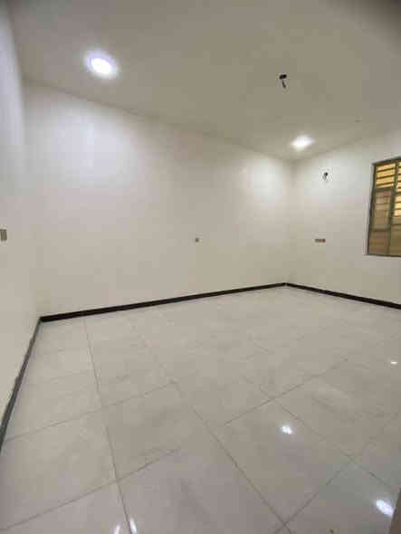 بيت للبيع المساحه 200 متر السعر 95 مليون قابل لتفاوض البيت جديد ومفتاح
العنوان البصره الجزيزه الجويمه
*********** البصرة
