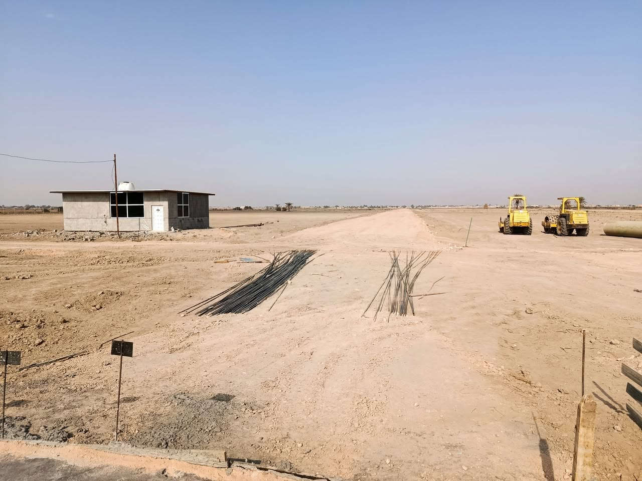 نبده على بركات الله 
يوفر دوانم مزارع سند طابو 25 تحويل بسمك ثاني يوم
متوفر كافه الخدمات 
ماء اساله 
تبليط +جسر صب كونكريت
كهرباء
ماء سقي لمزروعات 
(لمكان دوانيه طريق دوانيه نجف الشافعيه) من البدايه نزلت لجواسم 
من النهايه خلف حي الموضفين  قرب سايلون الشافعيه
تبعد 5دقايق عن شارع دوانيه نجف 
ايضن يتوفر بعض لدوانم فيها نخيل جيد 
انته ماعليك بس تجي تحجز مزرعتك متوفر كادر ختصاص زراعة 
+964 771 332 3135
0782 779 5803
