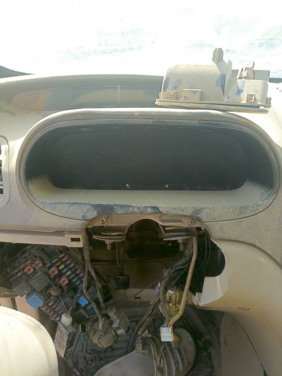 تريده خابرني عيوني شلعهن ماعندك تاخذهن بلاش..***********..
شتحتاج غراض كله نضيفه والله.. والله وسعارهن بلاش
