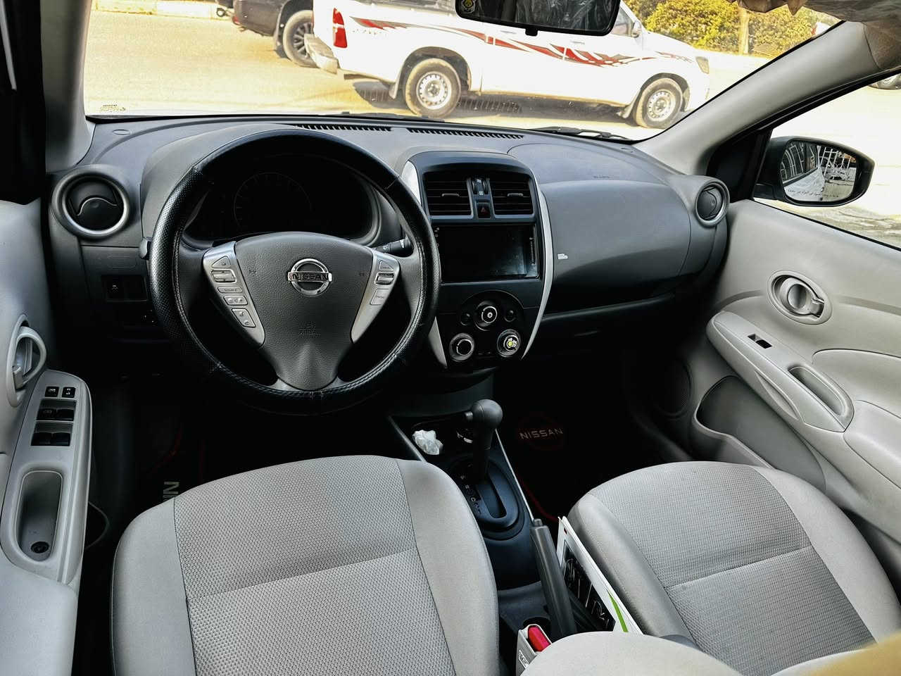 نيسان سني 2025
رقم إربيل الدولي 

السعر 127$ وبي مجال بسيط

المواصفات 

اشاير مري 

يدات نيكل 

تحكم ستيرن جهتين 

تبريد خلفي 

داخل بيجي

حساس خلفي 

كاميرا 📷 

أواكس 

بلوتوث 

بريك AB

‏ماشية 11 

￼***********
