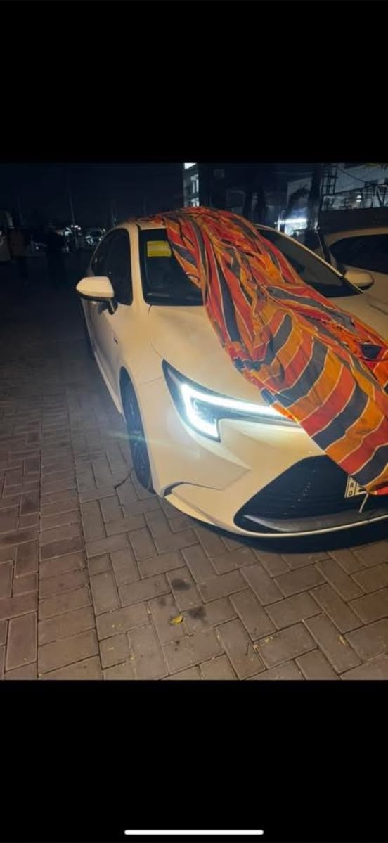 السلام عليكم

كورلا هايبرد 2025

كفاله عامه ماشيه 13

مكان بغداد ***********
