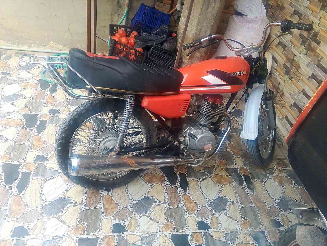 سلام عليكم دراجه معمر ه حربيه للمرواسه بدراجه كامله


**إذا كنت صاحب هذا الإعلان وتريد حذفه لأي سبب، رجاءا أرسل رسالة إلى الدعم الفني**