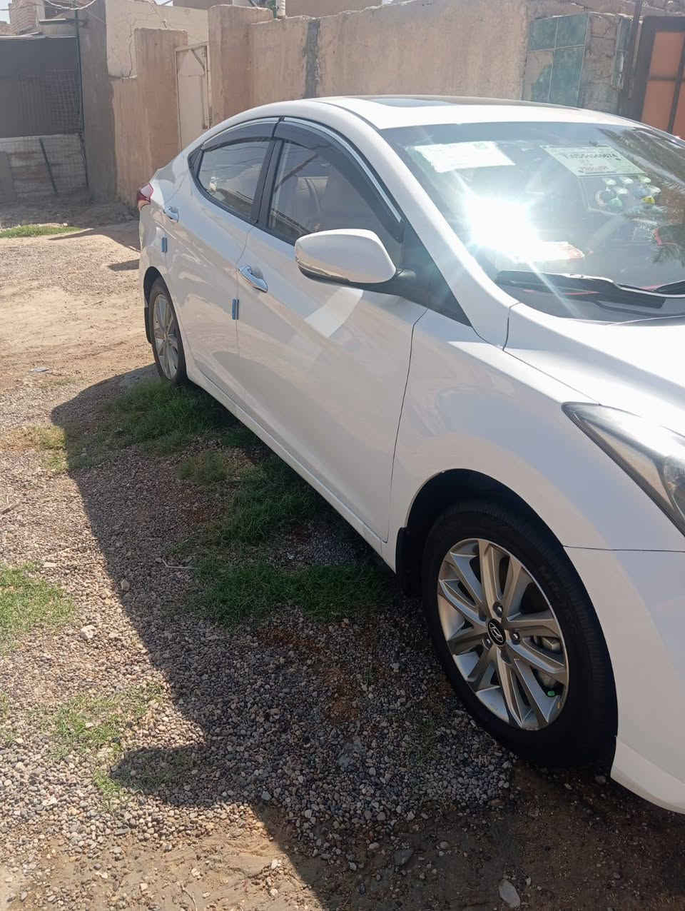 سلام عليكم النتر موديل 15 خليجي بسمي سنويه 2030 جديد بيه شبر بل جاملغ امامي بس رقم بابل محرك 1800 عنواني بابل رقم موبايلي ***********
