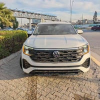 فولكسفاكن اطلس 2025 كروس سبورت SEL R LINE ماشيه 8 الاف  لون ابيض  بدون...