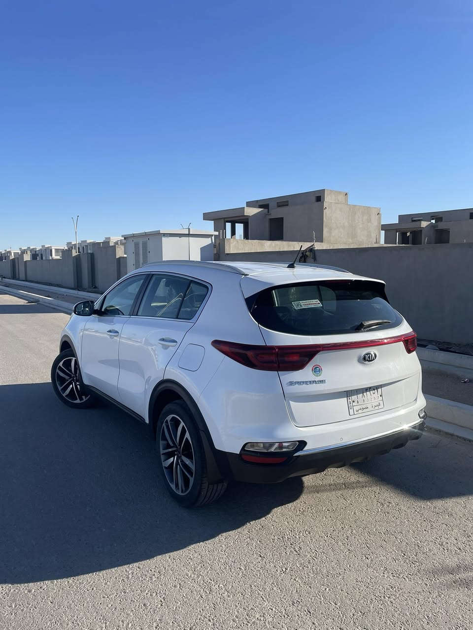 كيا سبورتج خليجي 2019 شكل 2020 رقم بصرة هزة جديدة ماشية 108km جاهزة بدون أي نقص تبديل بنيد اصلي خليجي والعرضانية والباقي كفالة بدون اي صبغ او طخة او شخط محرك دوش ايضاً كفالة رايدها ب173$ اي استفسار *********** مكاني البصرة متوفر واتساب
