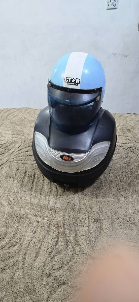 خوذة وجنطة وتجوة حاوية موتجارة رقمي***********
