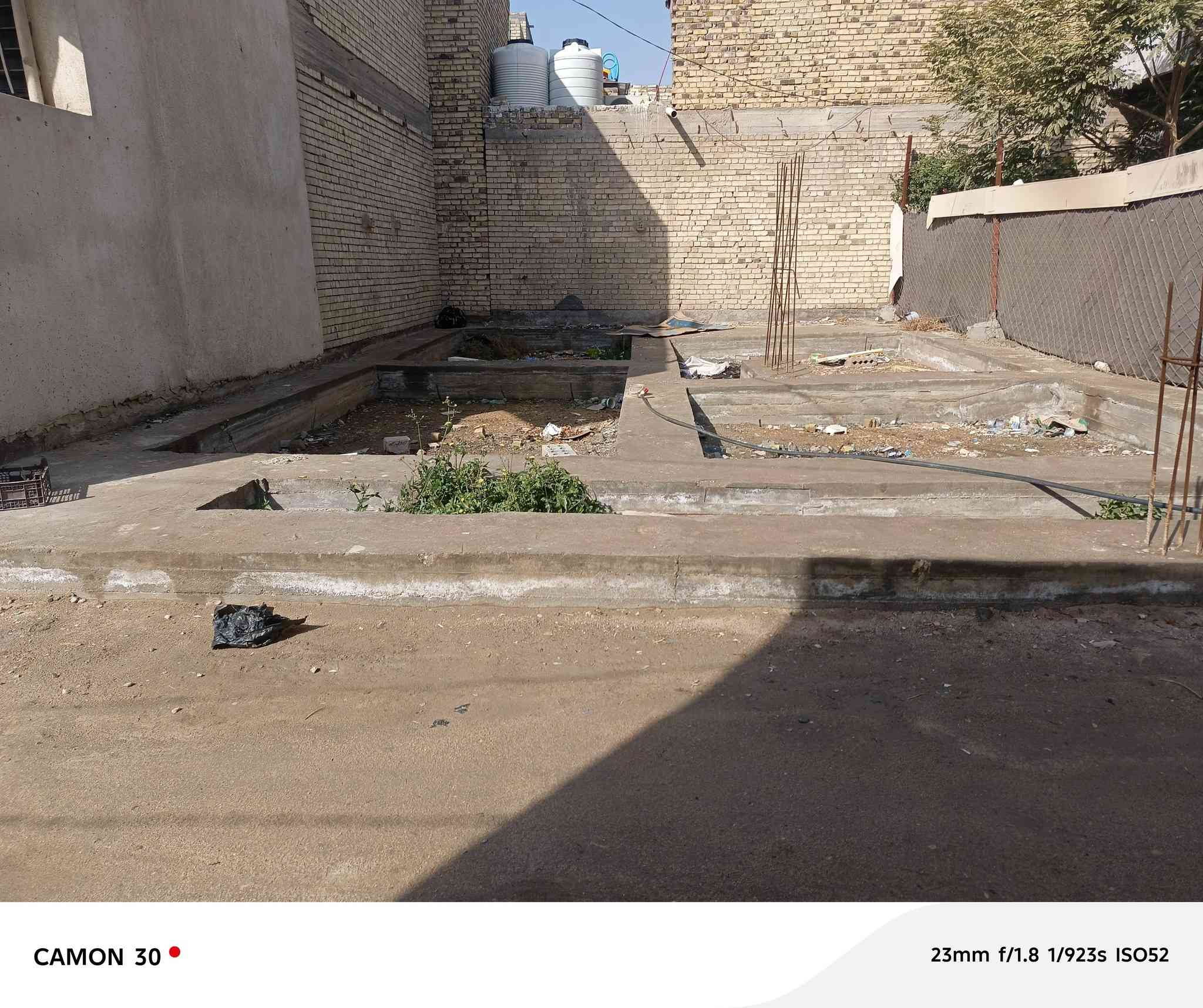 سلام عليكم ورحمه الله وبركاته يوجود قطعه بسمي لا مكتب ولاشي النه القطعه مساحه ١٠٠متر بتلو طابو زراعي سند ٢٥اقرار قاضي واصله ماي ومجاري مكان كنطره السلام شارع المدرسي تبعد تقريبا ١٥٠متر عن الفلكه مال كنطره السلام يشهد الله منطقه بس حسينيات وكت الزياره واسال على منطقه وين ميعجبك قبل لا تجي منطقه مرتبه استفسار ***********
