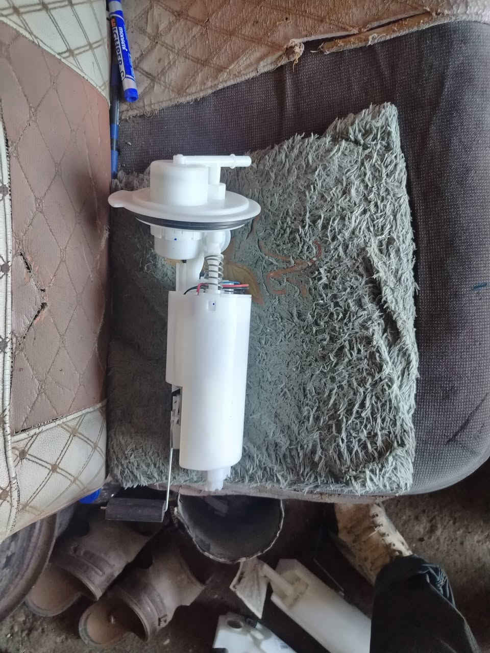 توفرت لدينا قواعد فيتبم اصلي امريكي ما مستعمل من موديل ٩٦ الى ٢٠٠٨. بتره وطويله للاستفسار ***********
