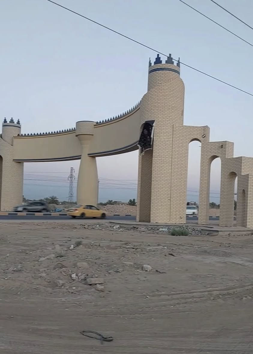 قطعة ارض مساحه 200 متر ركن طابو زراعي  سند25 تقسيم حسين مارينا تبليط 10 متر خدمات كامله قرب البوابه حله ديوانيه طريق ياحسين قرب منطقة الدهامشه رقم القطعه 33 
***********
