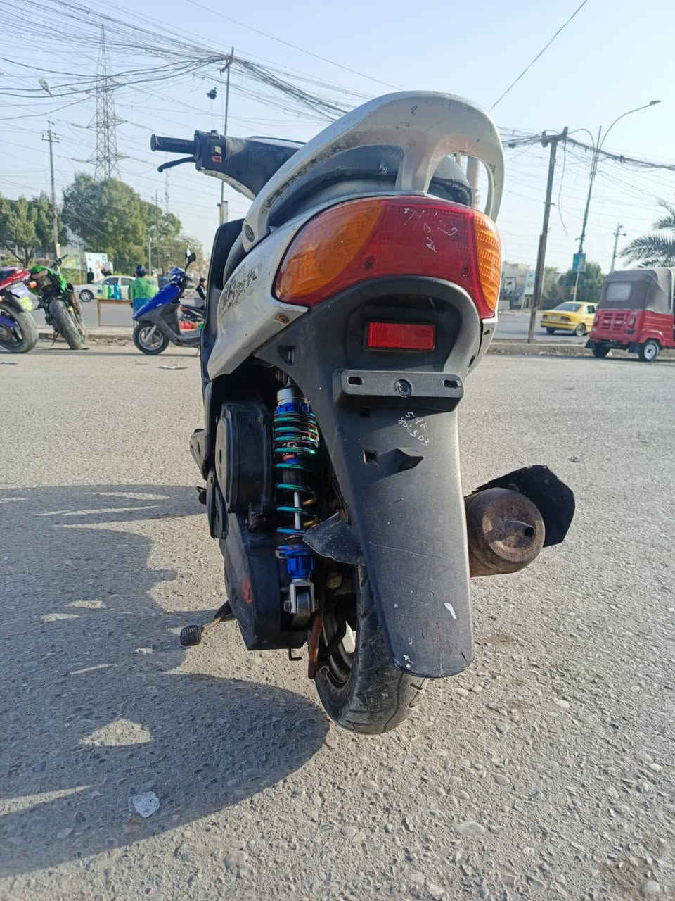 السلام عليكم للبيع او مراوس دراجة ماكس قجمة دراجة نضيفة مكينتهة ممفتوحة بيهة بس الكابريتر مرات متلزم سلولي يرادلهة تنضيف اوراق موجودة المكان جكوك قرب حسينية قمر بني هاشم السعر 450 رقمي ***********
