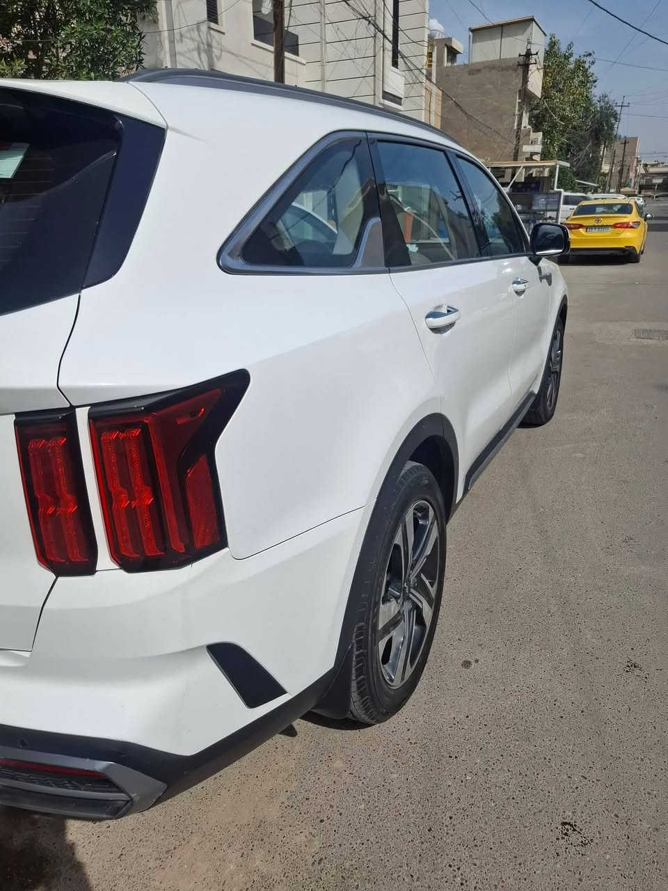 سورنتو خليجي 22 مكفوله
محرك 6

سبعه راكب 

بنوراما

3قطع تبريد

حساس أمامي خلفي 

كامره خلفيه

بردات

كير ماوس 

هند بريك بصمه

بصمه 

تشغيل عن بعد 

جنطه كهرباء

اناره بالدشبول ٧ ألوان

 تحكم استيرن 

كشنات كهرباء أمامي خلفي 

 مري شفط

ماشيه 74

السعر 265

سنويه جديده هزه جديده

مكانها بغداد حي الخضراء 

***********
