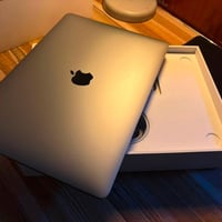 تحية طيبة للجميع MacBook Air M4  10Core CPU | 10Core GPU  نسخة الشرق ا...