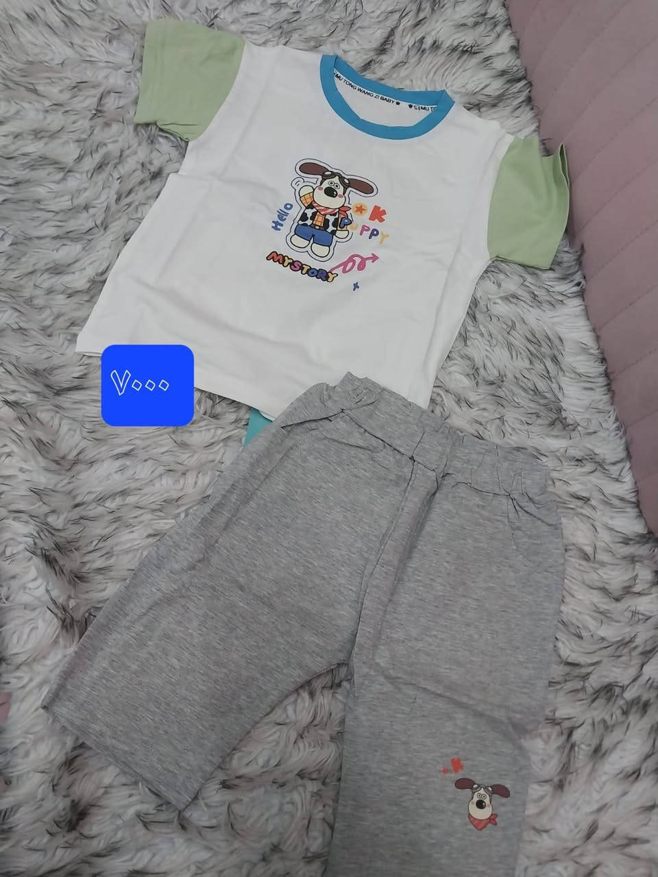 تراكسود مشكل ولادي
يلبس من سنه الئ ٤ او ٥ سنه
الأسعار مذكوره
توصيل داخل بسمايه الف
بقيه المحافضات ٥ الاف


**إذا كنت صاحب هذا الإعلان وتريد حذفه لأي سبب، رجاءا أرسل رسالة إلى الدعم الفني**