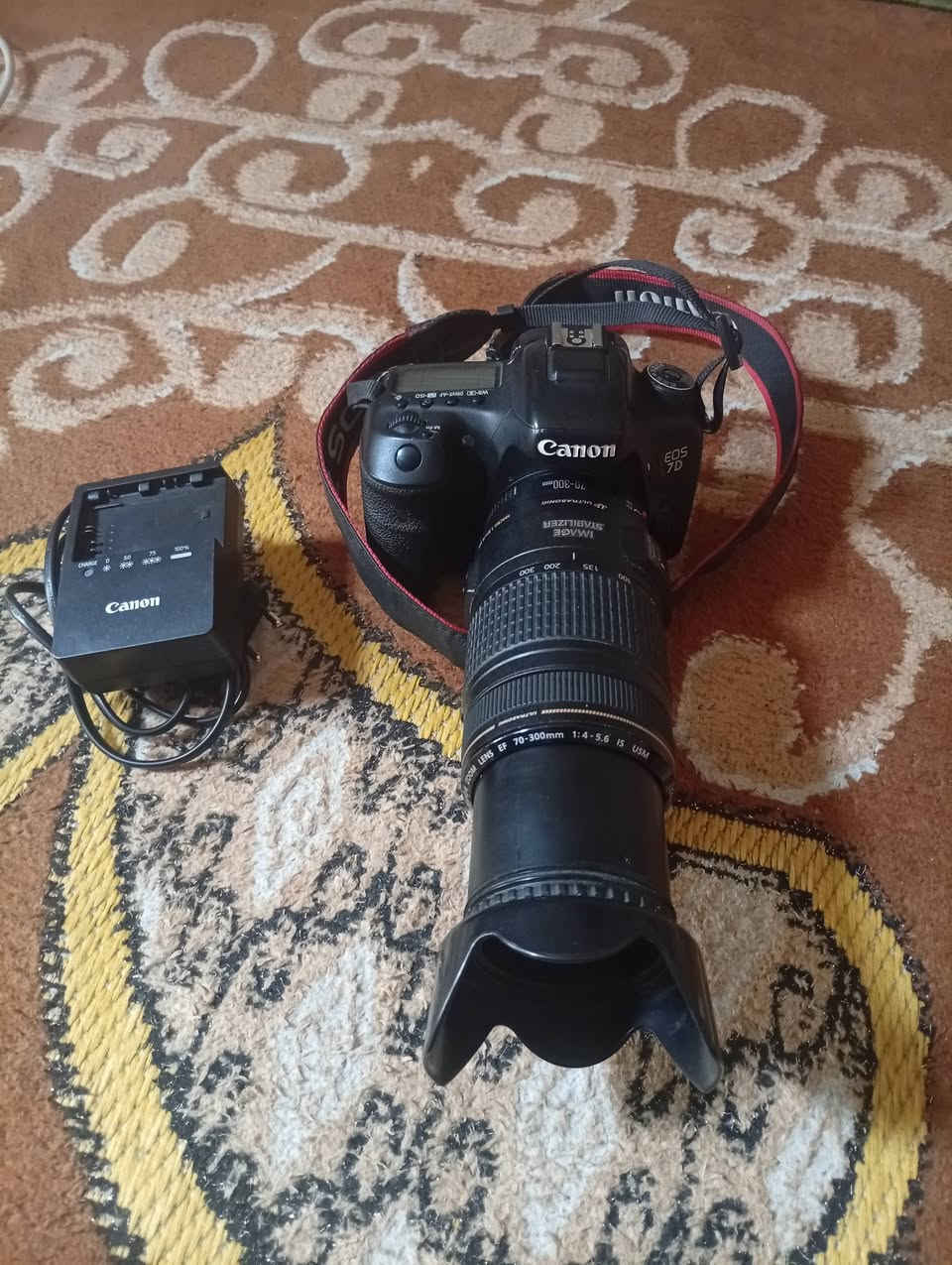 للبيع كامره كانون 7دي وياهه زوم 70,300


**إذا كنت صاحب هذا الإعلان وتريد حذفه لأي سبب، رجاءا أرسل رسالة إلى الدعم الفني**