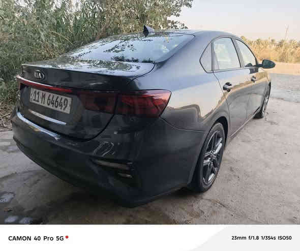 سلام عليكم للبيع كيا فورتي 2019 وارد امريكي امبدل بيها جاملغ جهت سايق بدون دواخل  ولبنيد بي شبر تصليح ومصبوغ  كوله. ولباقي كفاله من كلشي سيارة جديدة ماشيه 89 وبسمي رقم بغداد سعر 115 وبيها مجال قليل حك الجيه مكاني كوت ***********
