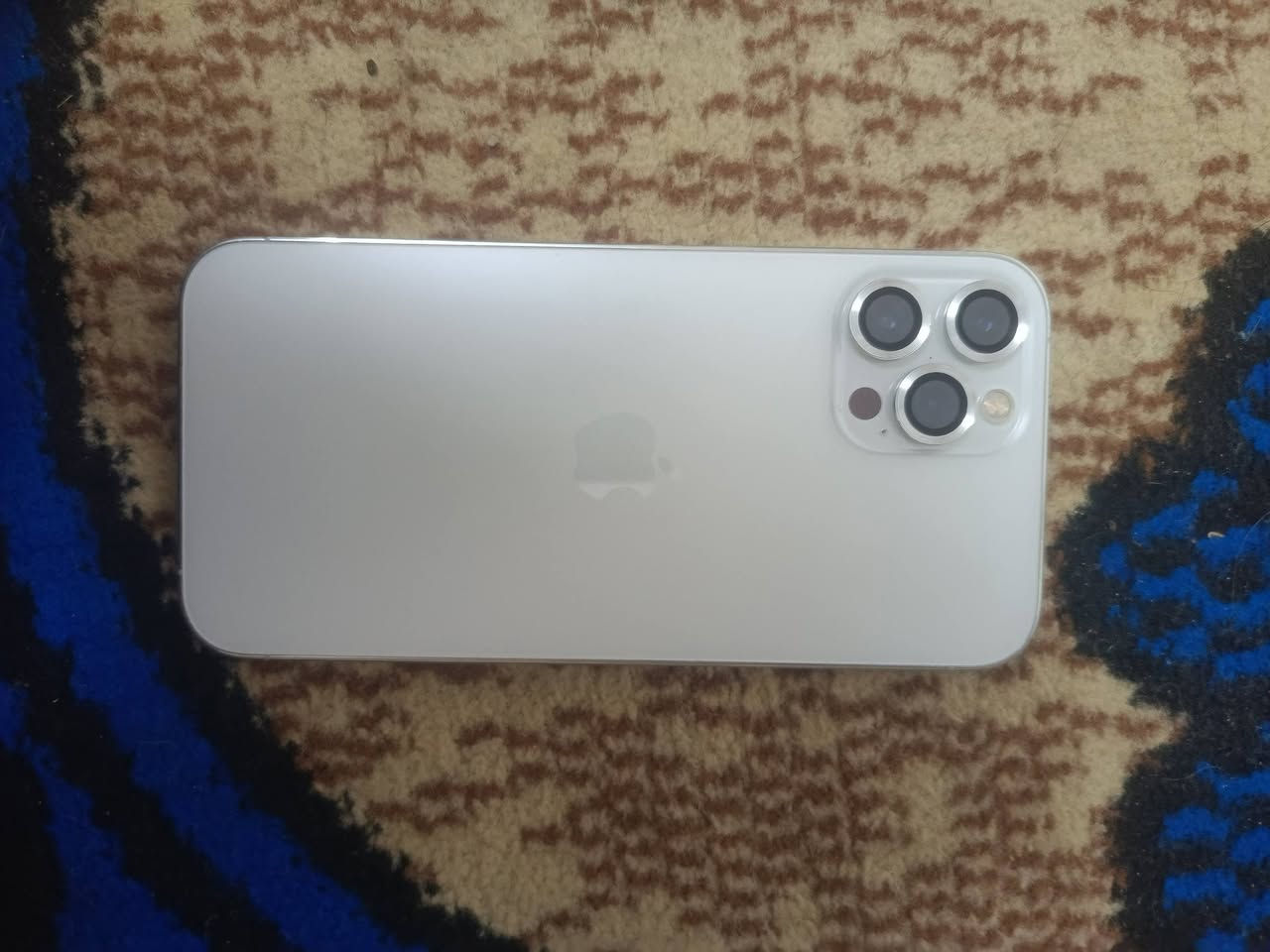 سلام عليكم 12برو ماكس مبدل شاشه فيس ايدي واكف 
بطاريه88
ذاكره 128
رقم ***********
عنوان مدينه الصدر قطاع38
سعر 325
