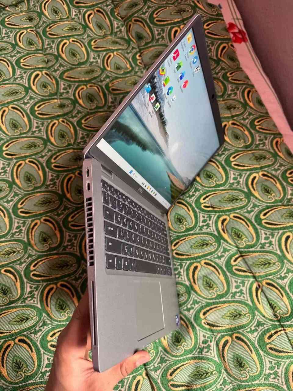 نوعة الابتوب  5420 Dell
شاشة لمس  حجم الشاشة 14
Core 7i
جيل 11
الرام 16GP
وتخزين 512
كرت الشاشة داخلي
المنافذ مالته 7
والشحن تايبسي 
بطاريه نضيف
كيبورد ضؤي
حتى كامرته      ويجي وياه غالق للكامره 

HD 720p
ملحقاته جنطه و شاحن اصلي
 تواصل واتساب ***********
تلي e7srr
انستا 4ni5r
