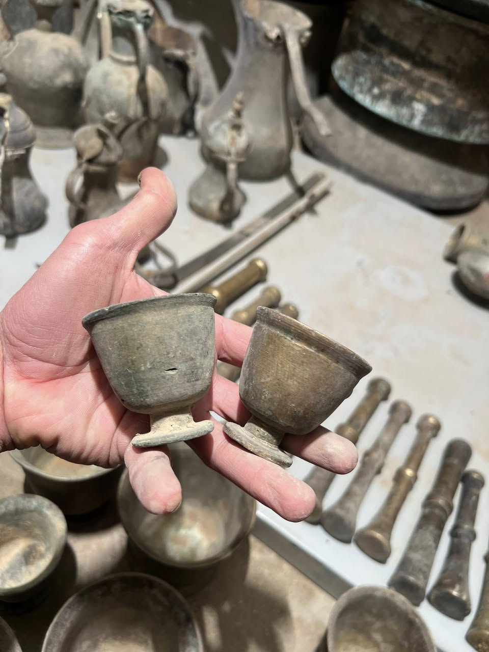 هاونات للبيع ويدات شلع ابيعها
١٨ يدة 
و٢٣ هاون صغار وكبار

استفسار ***********
