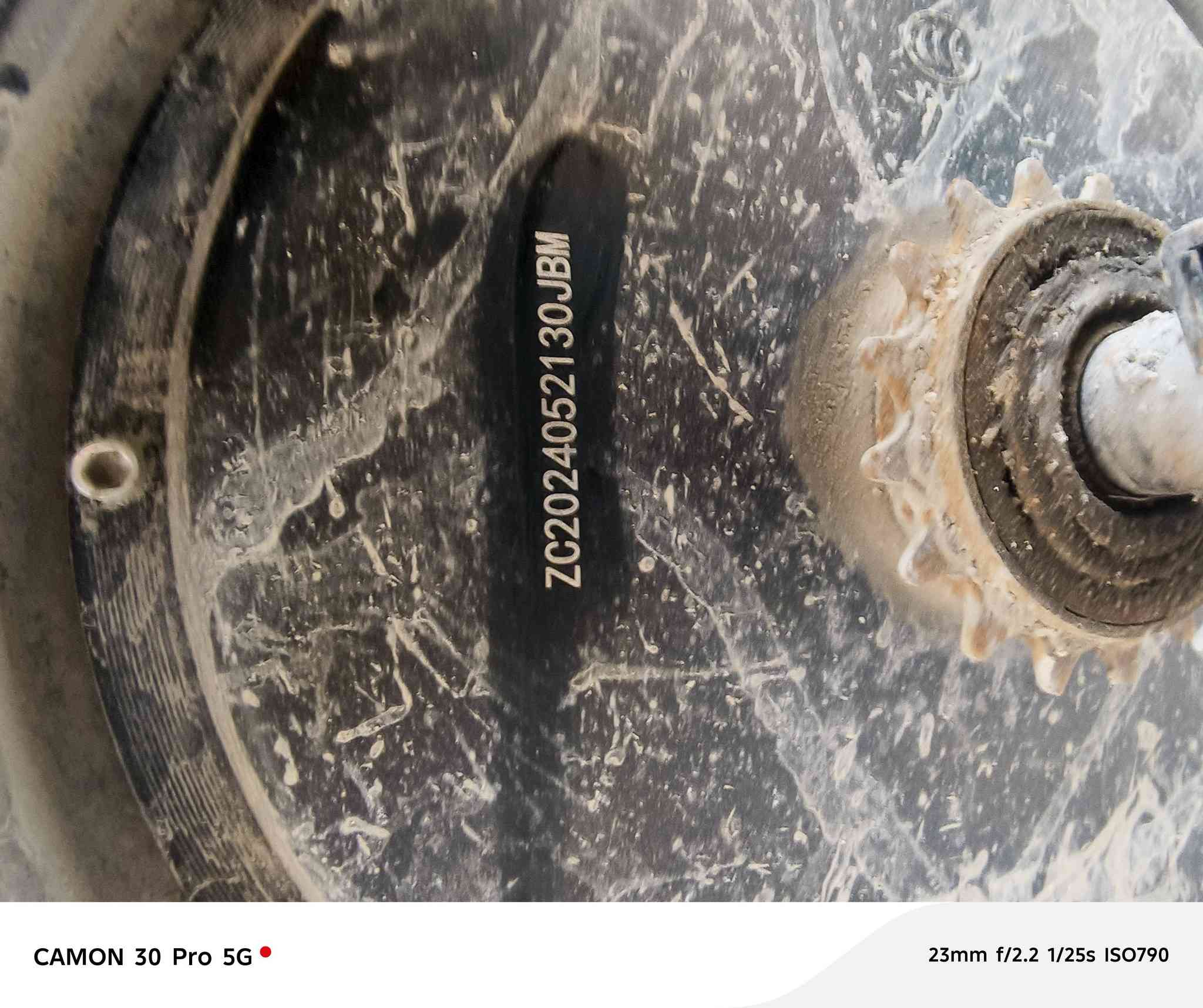 سلام عليكم 
للبيع دراجه ار 9
موديل 2024
مكفولة من كلشي 
فقط البطاريات تعبانه كلش يرادلهن تبديل 
السعر 260
رقم *********** او رقم الوالد ***********
المكان الجبيلة شارع الجنسيه و الجوازات
