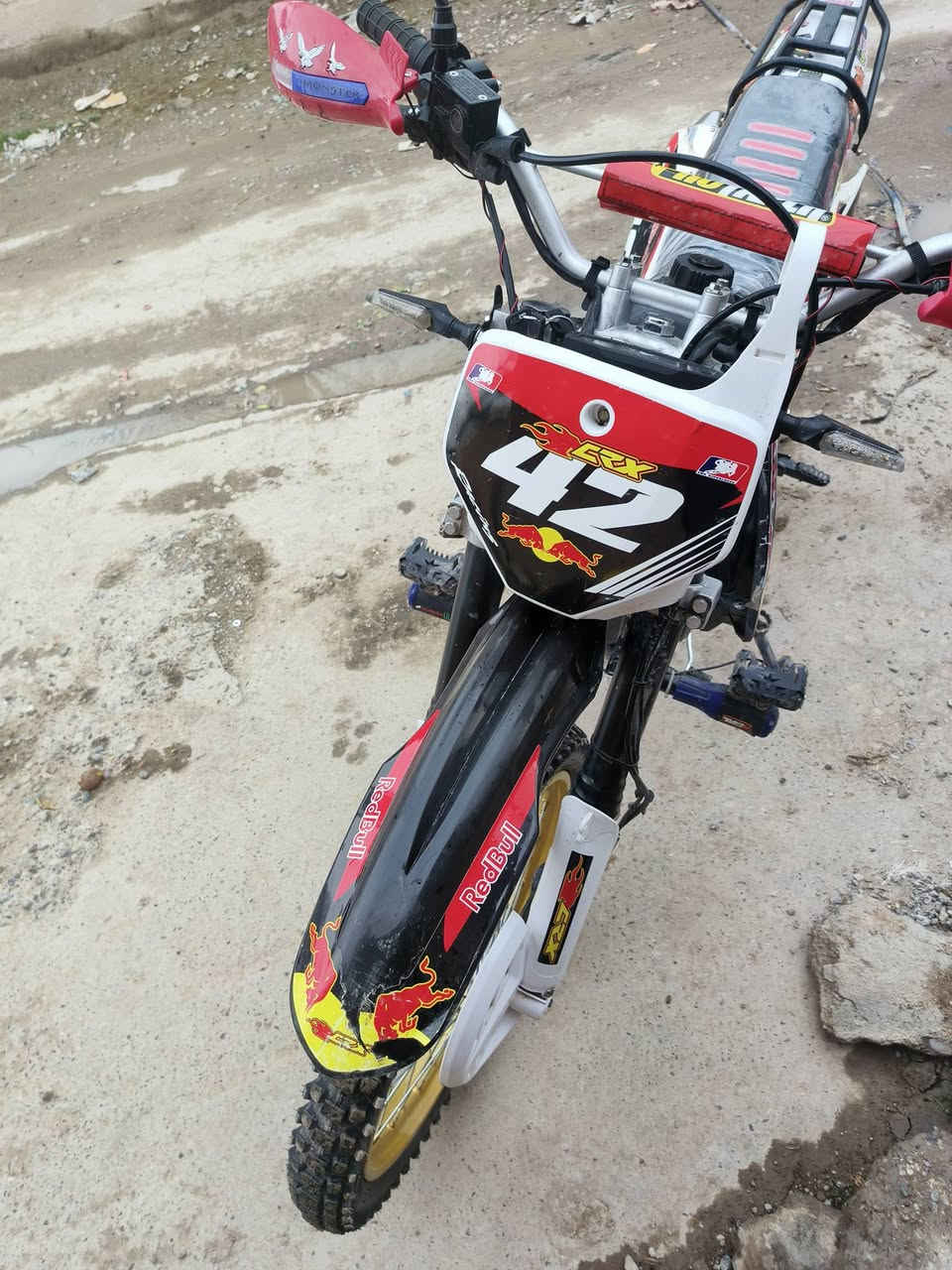 موطور قفاز cRx رياضي للبيع السعرمليون و ٢٥٠ ( موديل ٢٥) ( محرك ٢٥٠      اتصل ***********
