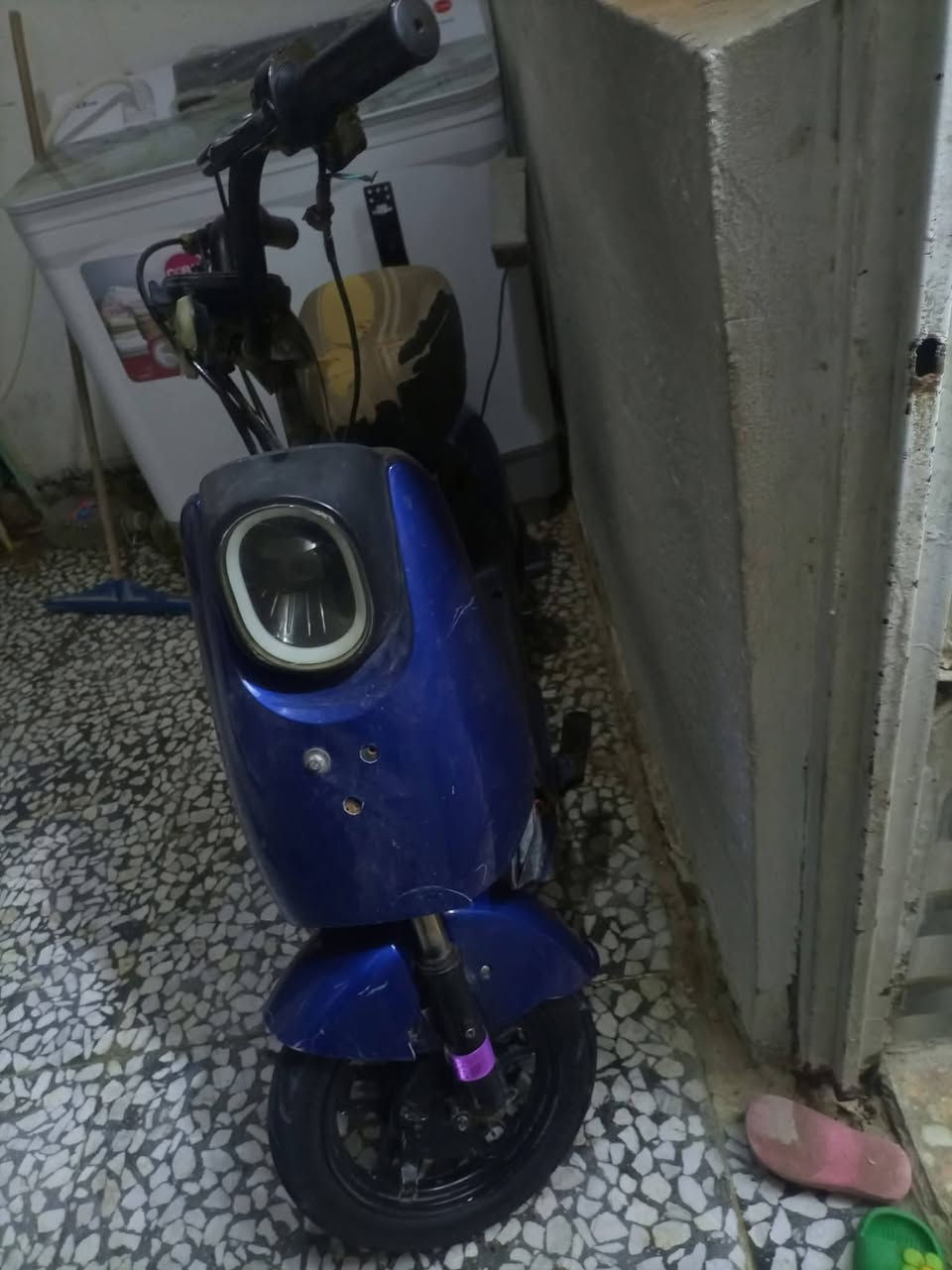 سلام عليكم دراجة شحن ربع بطاريات شاحنه مالته موجودة سرعة 45 كامله بس الكشن عوزه دوشمه ول دبل شاير مايشتغلن السعر 165 وبيها مجال الطيبن مكاني بغداد الشعب حي أور سبع قصور الي يحب يشتري يجي خاص


**إذا كنت صاحب هذا الإعلان وتريد حذفه لأي سبب، رجاءا أرسل رسالة إلى الدعم الفني**