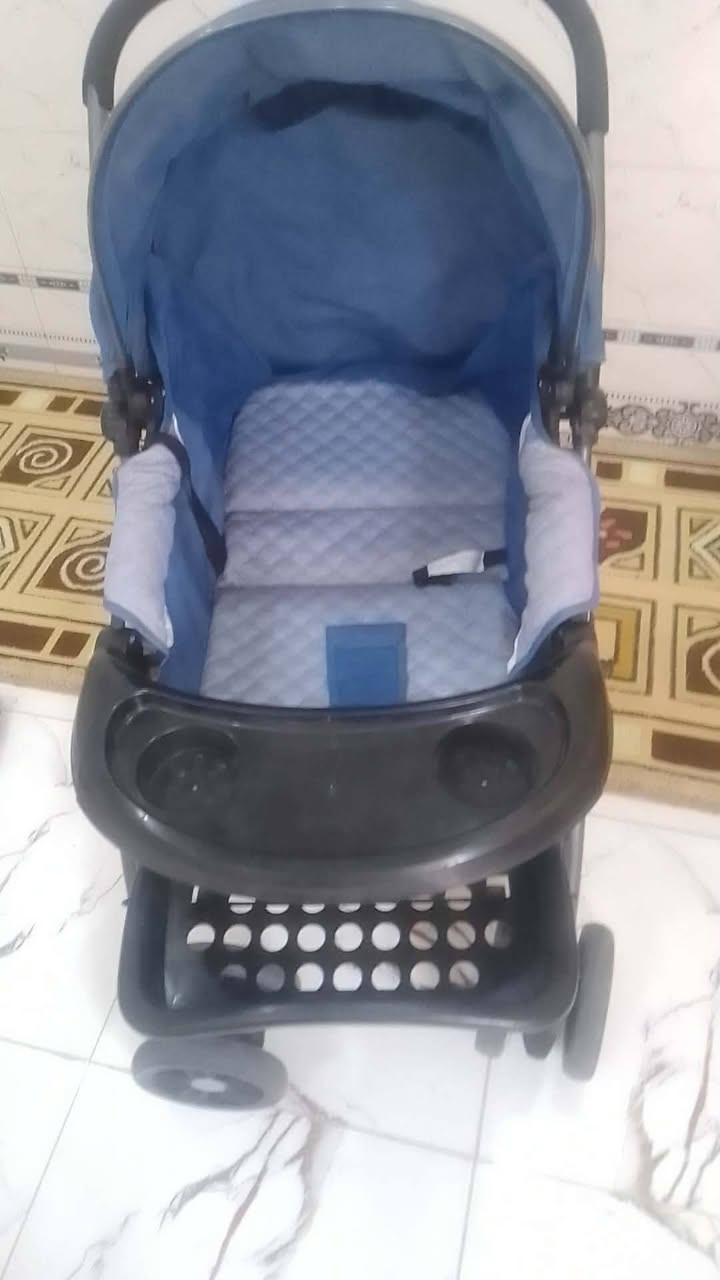 عربانه اطفال ٦٥بيه مجال بسيط 
***********
