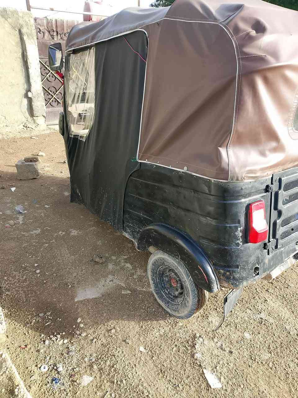 سلام عليكم تكتك لبيع مديل 17 مكينه توني مجفته بس بيه خياس من كدام خايسه  هلالات توني مسويهن ولدوسات جدد مسويهن وراق كامله سعر مليون و800 بيه مجال مكانك بغداد تقاطع درويش حي اعلام    *********** كله شقله كهربائيات شقاله
