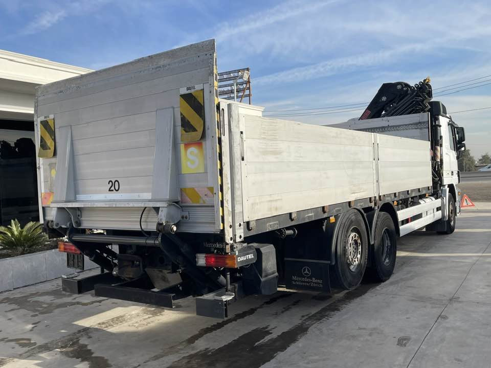 اكتروز موديل ٢٠١٢كرين دخول بصره للبيع المكان بغداد ***********
