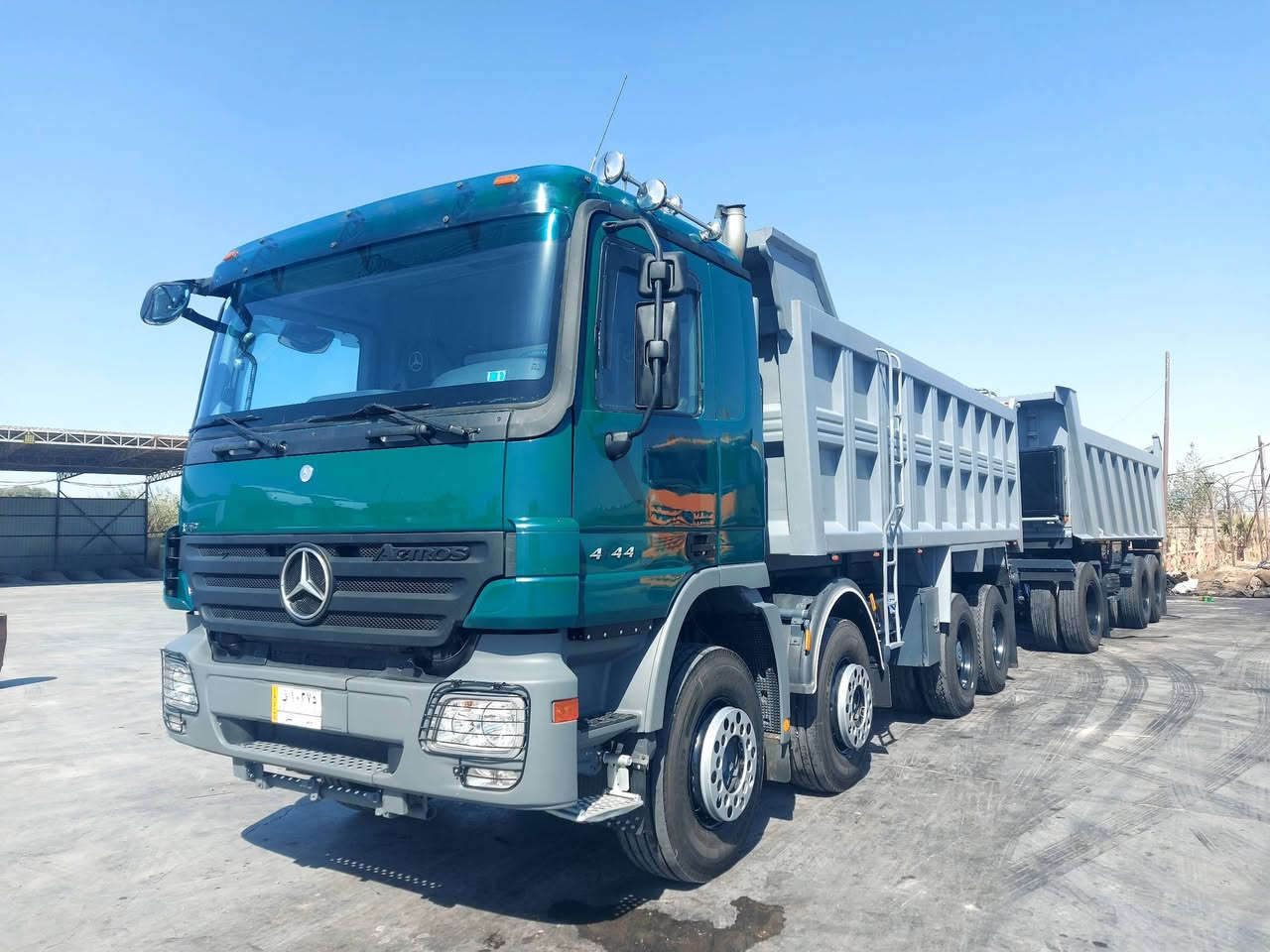 السلام عليكم قاطره ومقطوره اللبيع جاهزه العمل مربوط بل سنويه الاستفسار عل رقم ***********اسيا /***********
