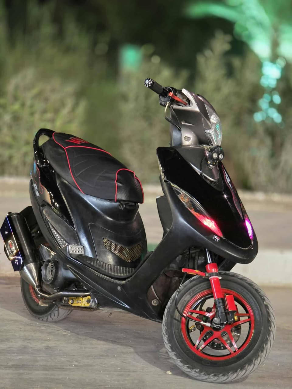 دراجه ماكس عدله للبيع شلعه ومعدل دراجه نضيفه تجي وتشوف بعينك سعر 850 وبيها مجال حق جيه اتصال ***********
