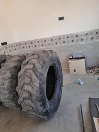 للبيع انواع التايرات نضافة فول احلى من الصور 1-- تايرات عدد ثلاثة حجم ...