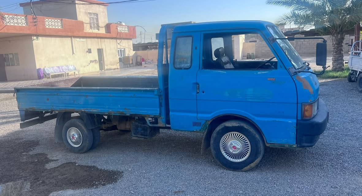 السلام عليكم للبيع كيا موديل  ٩٤ رقم بغداد اصفر سعرر ٢٨ ستفسار ‭***********‬
