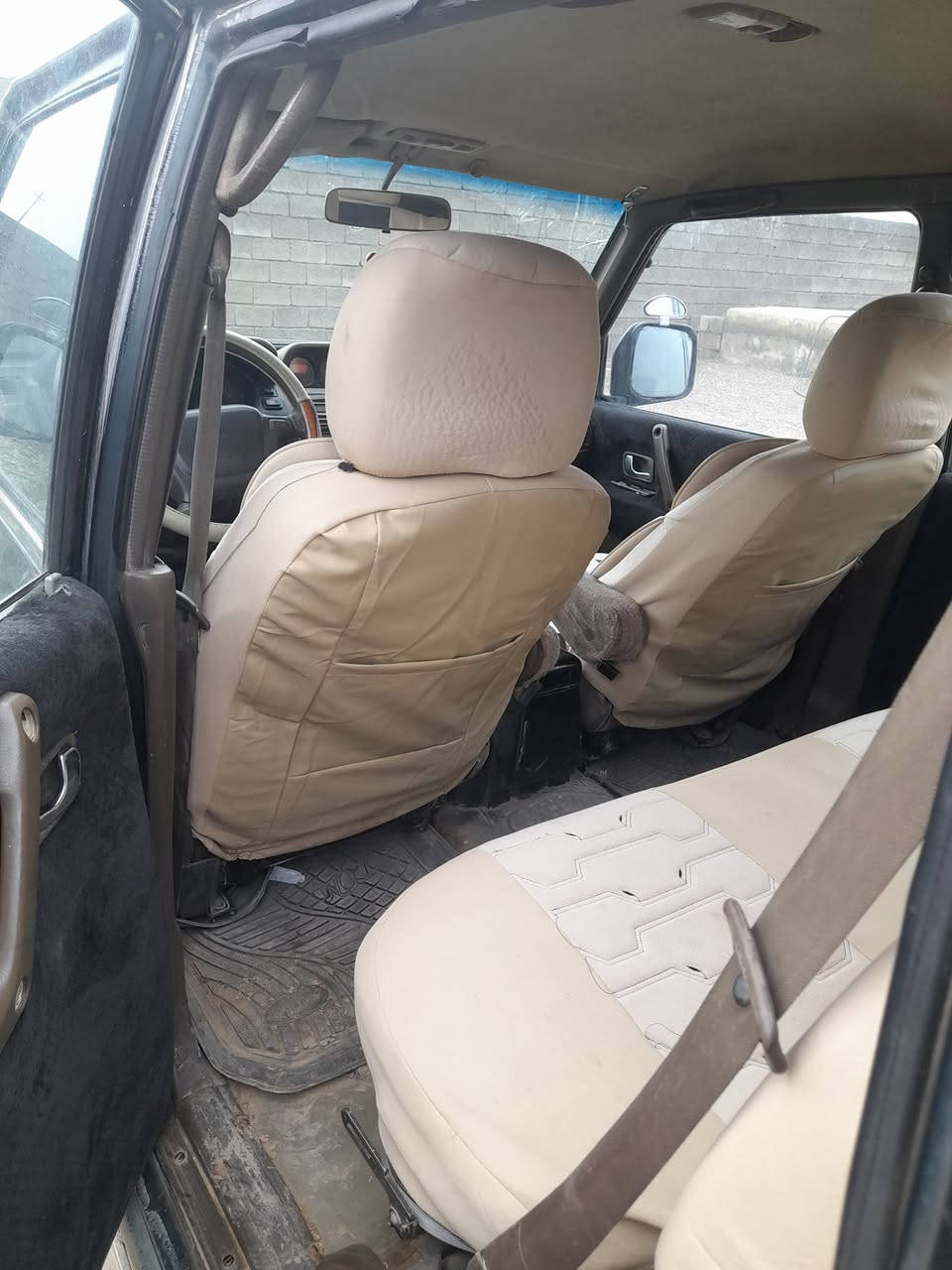 مستيبوشي رقم شمالي دولي شرط التحويل والوكالة موديل ٩٥ كير محرك بطه 
ويرهم امراوس حسب القناعه مكان الحويجه السعر 50 وبيهه مجال الاستفسار على الرقم ***********
