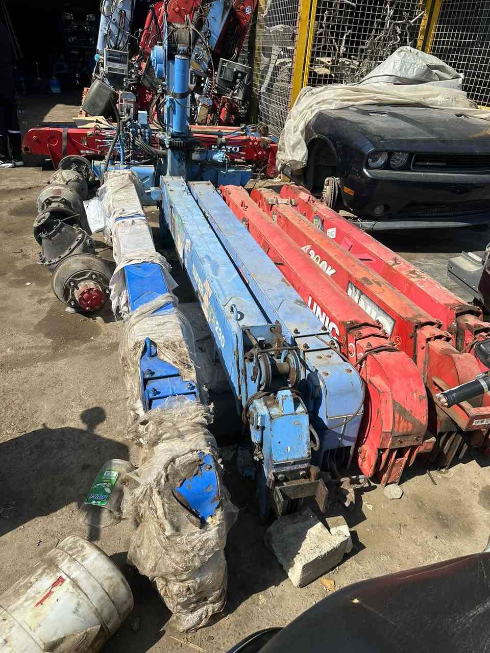 للبيع كرينات جديدة عدل ومخالف***********
