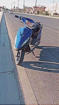 اخوتي دراجه ماكس عدله دراجه شلعه ومعدل وبيها وياله نجمه زرك نفس لون ال...