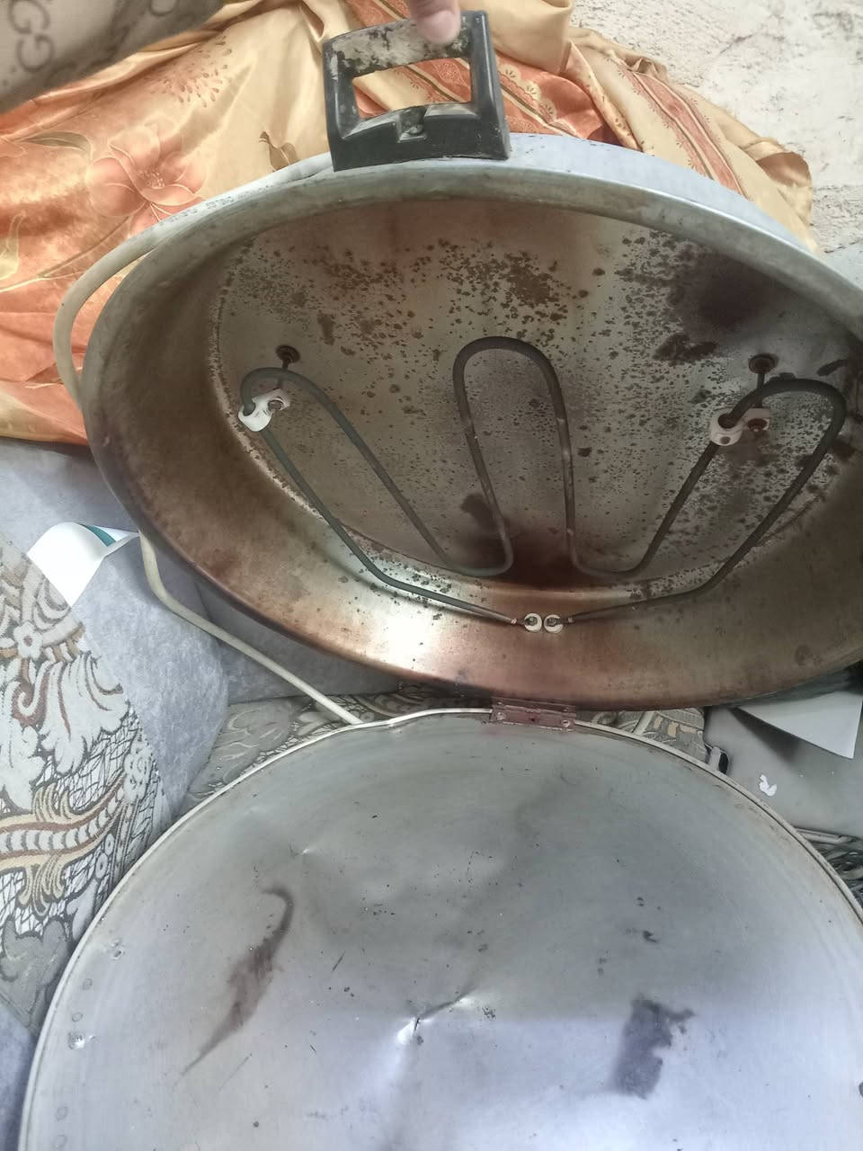 تنور كهربائي شغال سعر 10 راسلني خاص.


**إذا كنت صاحب هذا الإعلان وتريد حذفه لأي سبب، رجاءا أرسل رسالة إلى الدعم الفني**