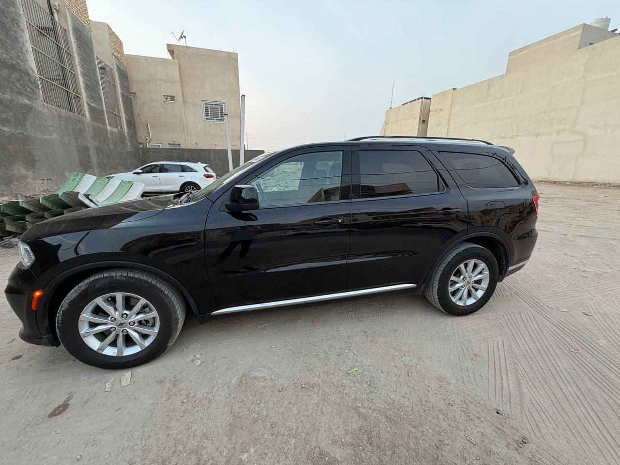 تم تنزيل السعر
السلام عليكم للبيع فقط 
دورنكو للبيع موديل 2023 كفاله عامه من الصبغ والتبديل السياره كلش جديده حتى الدعاميات كفاله بدون ايرباك الراديتر سليم
بدون شاصي بدون لغد البجم كبس كلشي ماصلحت بيه
1C4RDHAG8PC616446 هذا رقم الشاصي 
كارفاكس ما بيها حادث مسبق
شديتلها تايرت جدد
مواصفات السياره sxt  
تدفئه كشنات
تدفئه ستيرن
كشنات كهربائيه 
شاشه ذكيه
تحكمات ستيرن
نقطه عمياء 
وضعيه eco /sport
ويل 18
تطعيمات نيكل
بصمه ابواب
تبريد مركزي
ماشيه 55mile
راكب7
بجم كبس
السعر 258 بيها مجال بسيط بدون رقم 
مكان السياره ناصريه مركز 
***********
