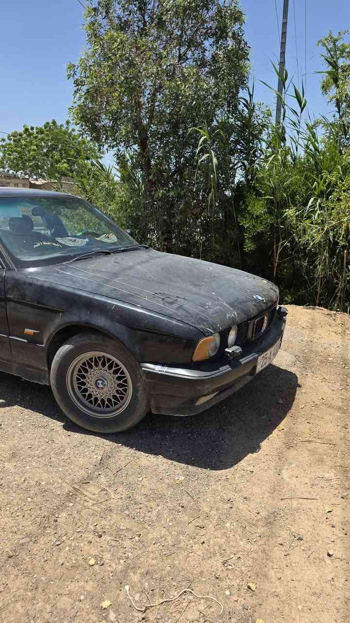 اخوان BMW اصل 520 بيها مكينه هيه وتفرعاتها مال 25 مسكر فانوس بسمي سنويه 29
تبريد شغال
كهربائياتها كلها شغاله فول 
كشنات جلد زلغ ما بيهن بطاين حلوه 
تخم تاير جديد
اي تفاصيل ثانيه ادخلي خاص وعيوني الك السعر 53 وبي مجال حك العمله والجيه مكانها بلخالص 🌹❤️‏‪***********‬‏
