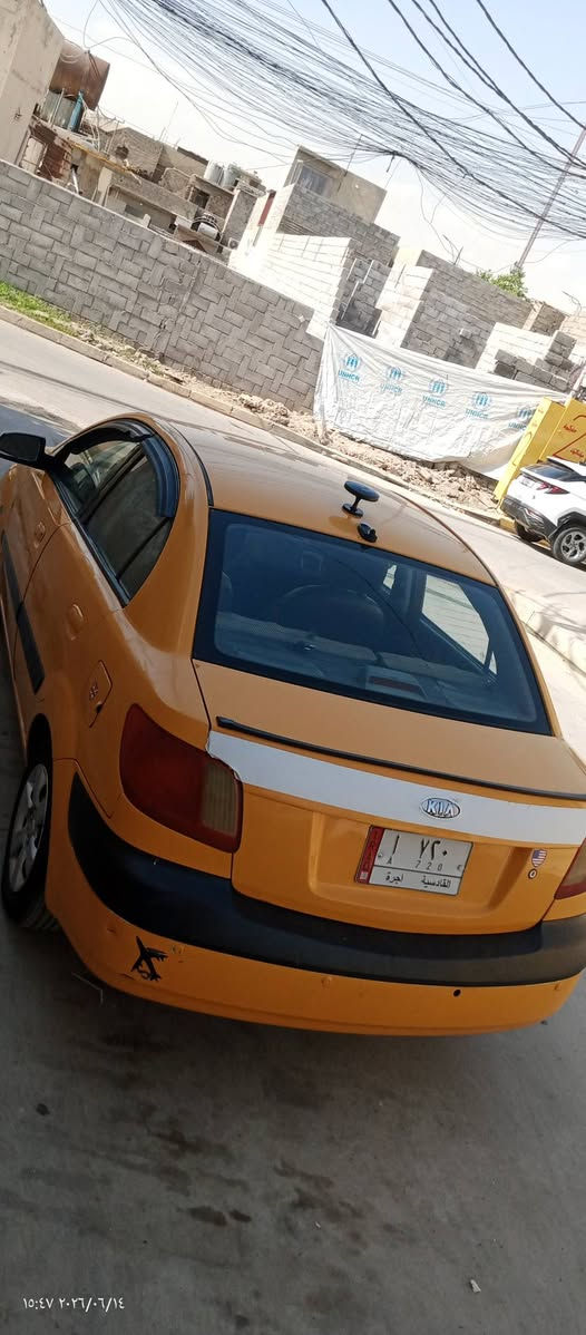 سلام عليكم 
ريو 2009 امريكي 
بيها باب تبديل باصلي 
كود واحد السياره هيئه وغرامه صفر 
شرط التحويل مكينه بيها تنقيص 
بيع او مراوس باكسنت استفسار اكثر 
اتصل ***********
