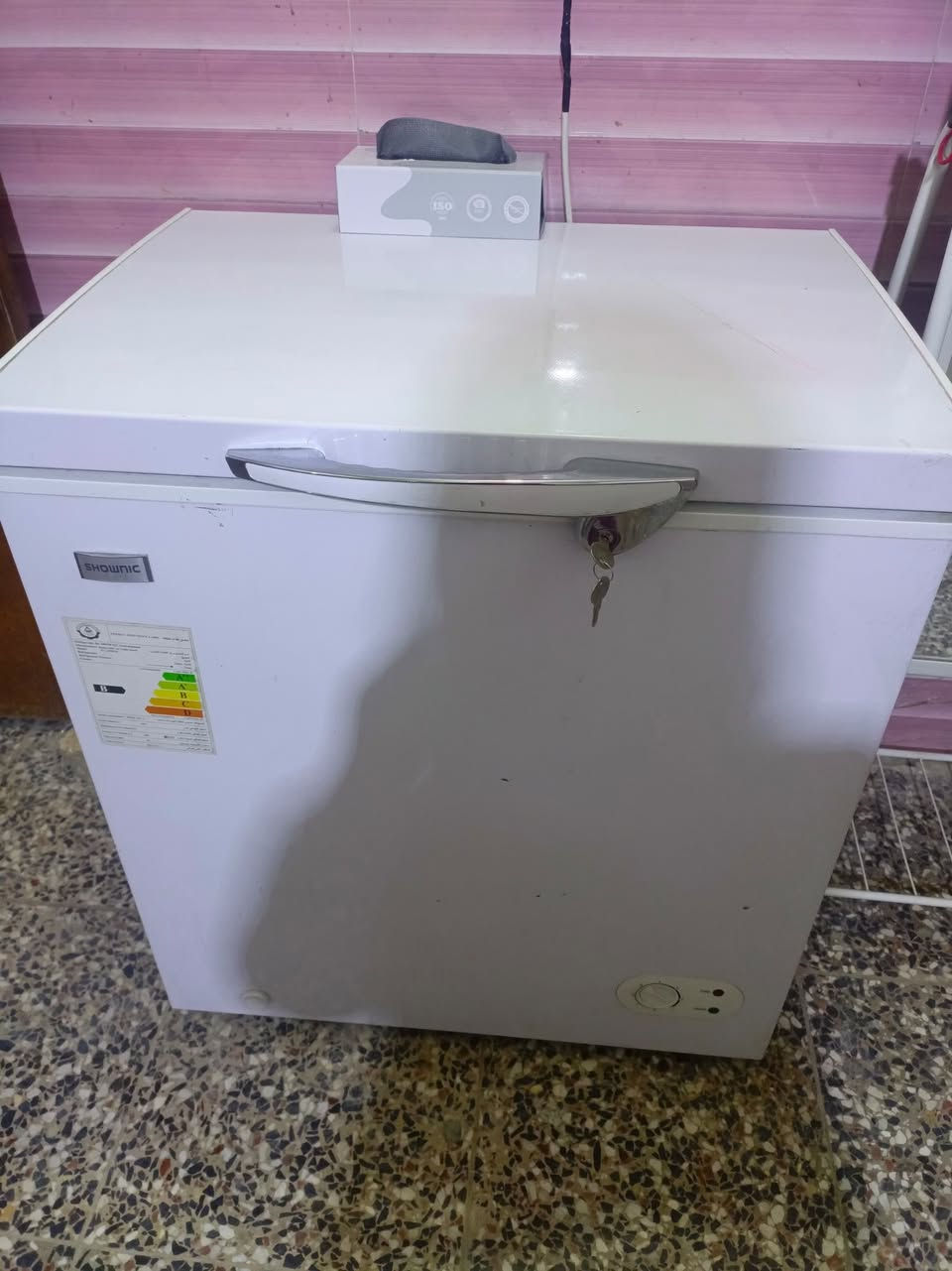 مجمده للبيع ب250وبيها مجال بسيط ***********مابيها اي ضرر فول تجميد
