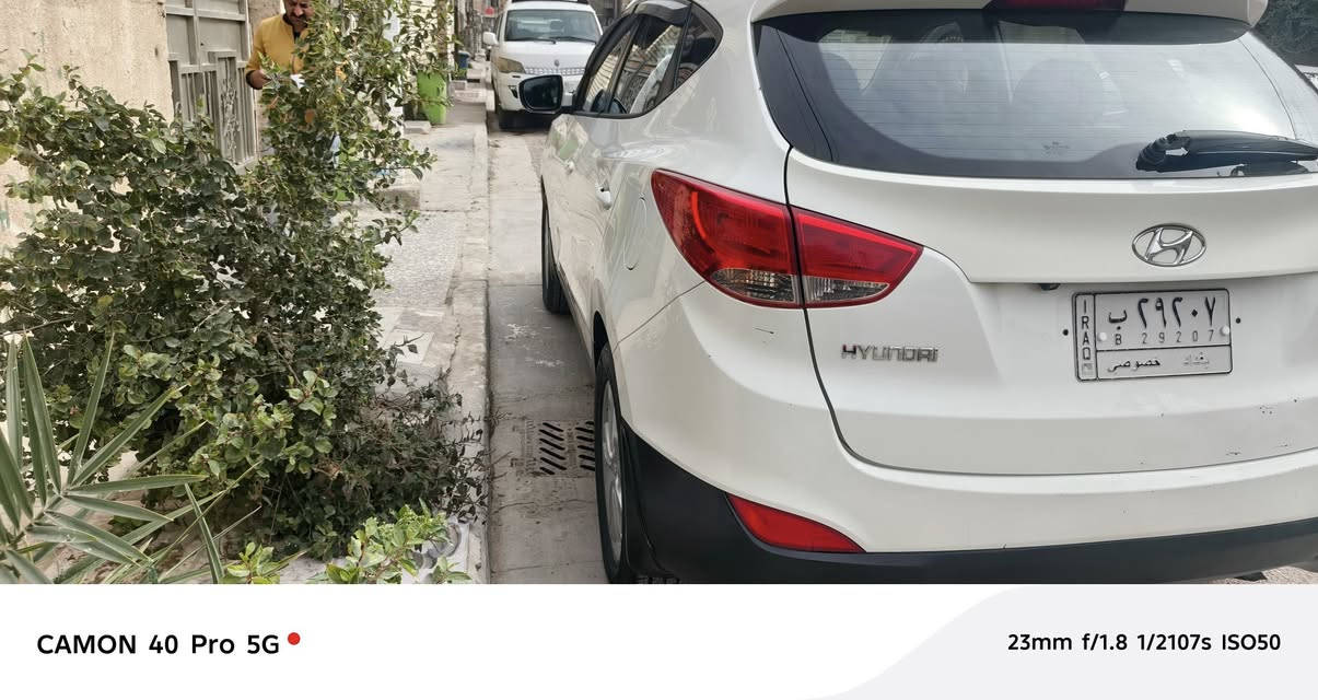 السلام عليكم توسان   2011سياره مكفوله من كلشي عدا البارد موضح بل سونار سياره كير محرك جديد صدر جديد تخم تاير جديد باتري جديد بس تبريد منقص غاز عدها كلشي مكفول مكان سيار تقاطع درويش حي التراث السعر ١٤٥ بيها مجال رقم ***********
