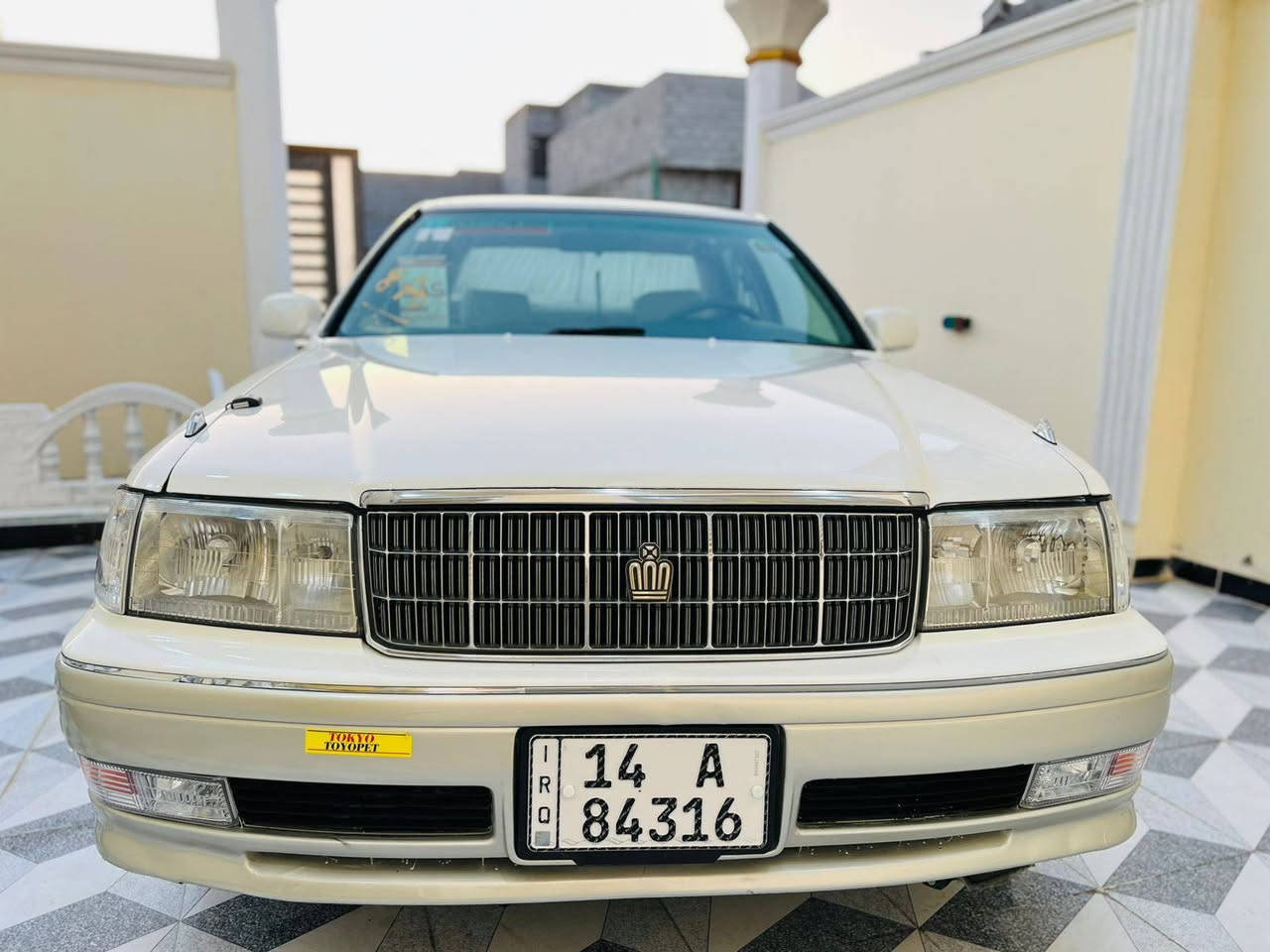 السلام عليكم للبيع راس الثور رقم بصره الانكليزي سنويه مجدده 2030 مكفوله من الكصه والنقل الجثه والضربه القويه مكينه وكير جدد حداده طخم تاير ويلكب جدد تبريد شغال سياره جاهزه كلش وجديده السعر ٩٧ ورقه 🔒الاستفسار الرقم ‏‪***********‬‏ مكان السياره البصره تقاطع مصفئ النفط البصرة, العراق
