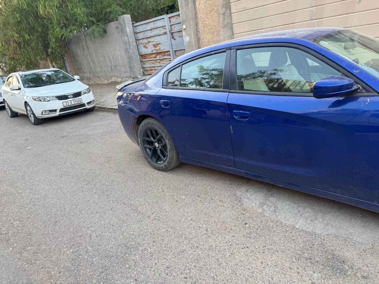 جارجر 2019 خليجي 
محرك //V6 //3600
حادثها 
طخة باب  مال الصدر
وارباك فقط الاستيرن 
السيارة نظيفة شوفة عينكم
مكان السيارة الانبار الفلوجة
*********** واتساب متواجد على نت 

السعر 21 ونص الف دولار الفلوجة, الأنبار
