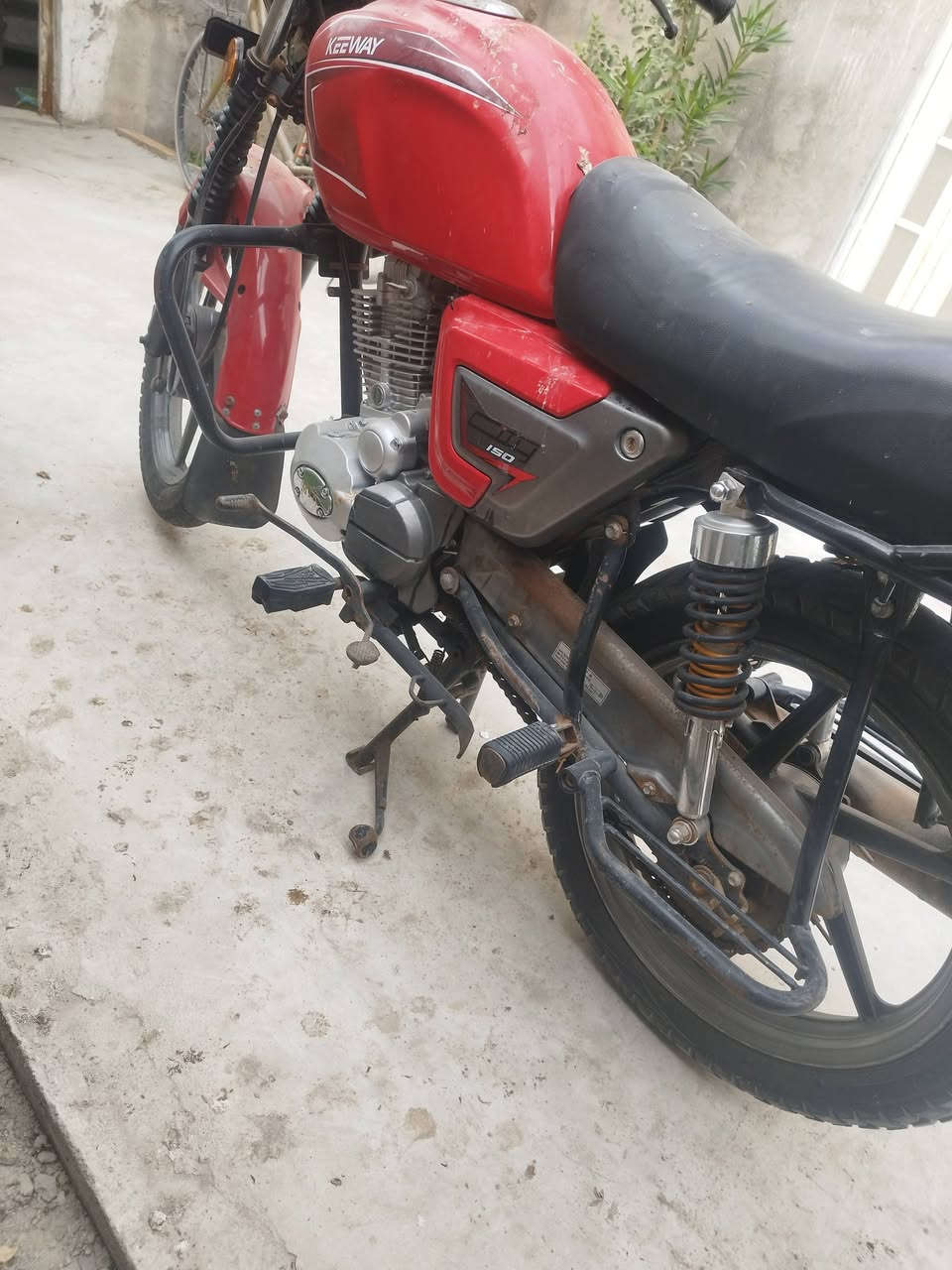 دراجة كي واي محرك جديد رقم وسنويه بسمي بصرة الحكيمية ***********
