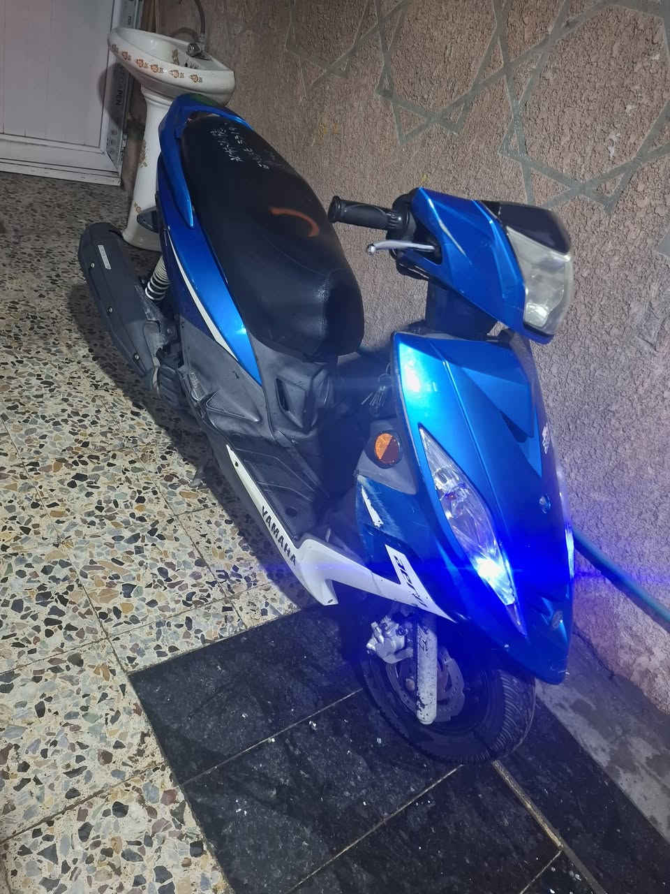 السلام عليكم دراجه جتي ار  رمبه
صرله سبوع من نزله مكفوله  ***********
