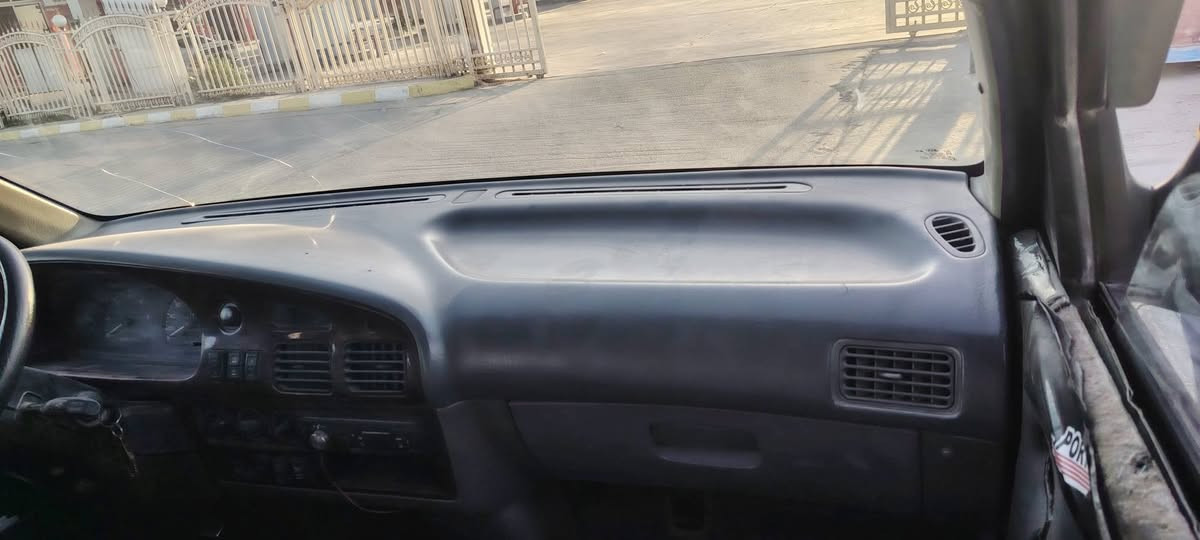 سلام عليكم كيا بريجو موديل ٩٩ رقم نجف انكليزي خطها كوفه نجف مصفره هيئه وغرامات مكينه وكير مكفولات شاصي امامي امعمر حداديه حلوه داينمو وسلف وباتري جدد تخم تاير نضيف مكاني نجف  للاستفسار الاتصال على الرقم *********** خاص ما اجاوب اترجاكم السعر  جوه السوك ٤٤ بيها مجال حك الجيه
