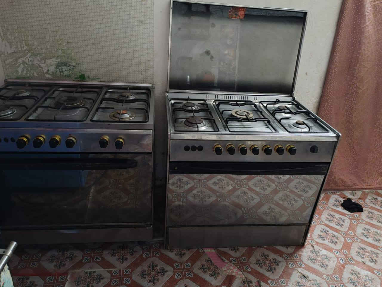 طباخات نضيفات وشغالات نارهن زركه تخبل تفحص وتاخذ اي خلل ما بيهن عنواني سبع البور ال 5000واتساب ‏‪***********‬‏

