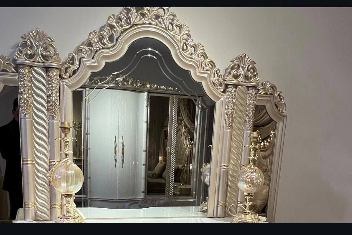 غرفة نوم ايطالي للبيع 
المكان النجف المناذره  ستة قطع 
***********
