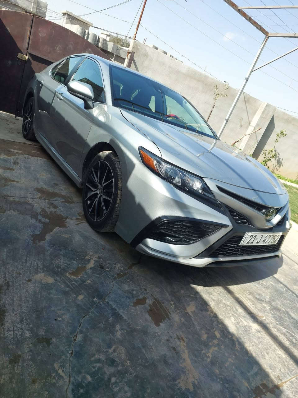 2023 Toyota Camry Se 
تويوتا كامري  امريكي 2023  SE
لون سلفر 
حادث / بونيد +جامرلغ صبغ 
ماشي 41 الف ميل 
السياره بدون ايرباك كلها سليمه 
السياره رقم سليمانيه بسمي 
موصفاتها :- SE
شاشة كبير 
كاميرا 
رادار
شفات بالاستيرن 
3 وضعيات للقياده 
اتو ستوب
ويل اسود بلاد 
تحديد المسار
تحديد السرعه
كشن جلد وكهربائي
نظام سبورت ويكو
بيها هوايه موصفات
السعر اتصل
***********
