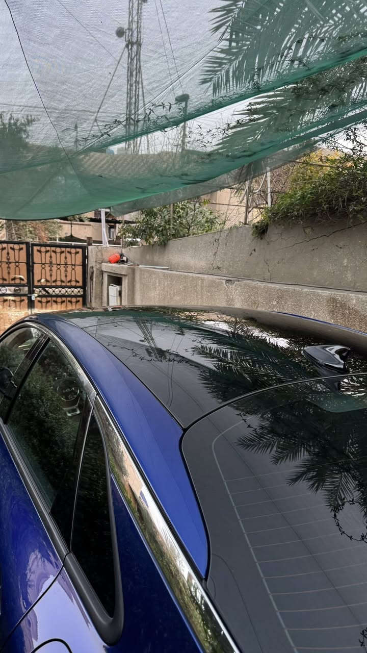 السلام عليكم
KIA K5 GT 
موديل 2025  فول 1/1 اعلى فئة 
محرك 2500 تيربو 
ماشية 7500 كيلو اخت الزيرو 
الحادث تبديل جاملغ امامي بلادي جهة اليمين 
نفس اللون  وصبغ اقل من ربع بالبنيد فقط 
صور الحادث مرفقة مع بقية الصور 
العنوان بغداد جميله شارع خيرالله  
للاستفسار على رقم الهاتف: ***********
